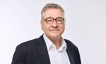 Dr. phil. Michael Finger